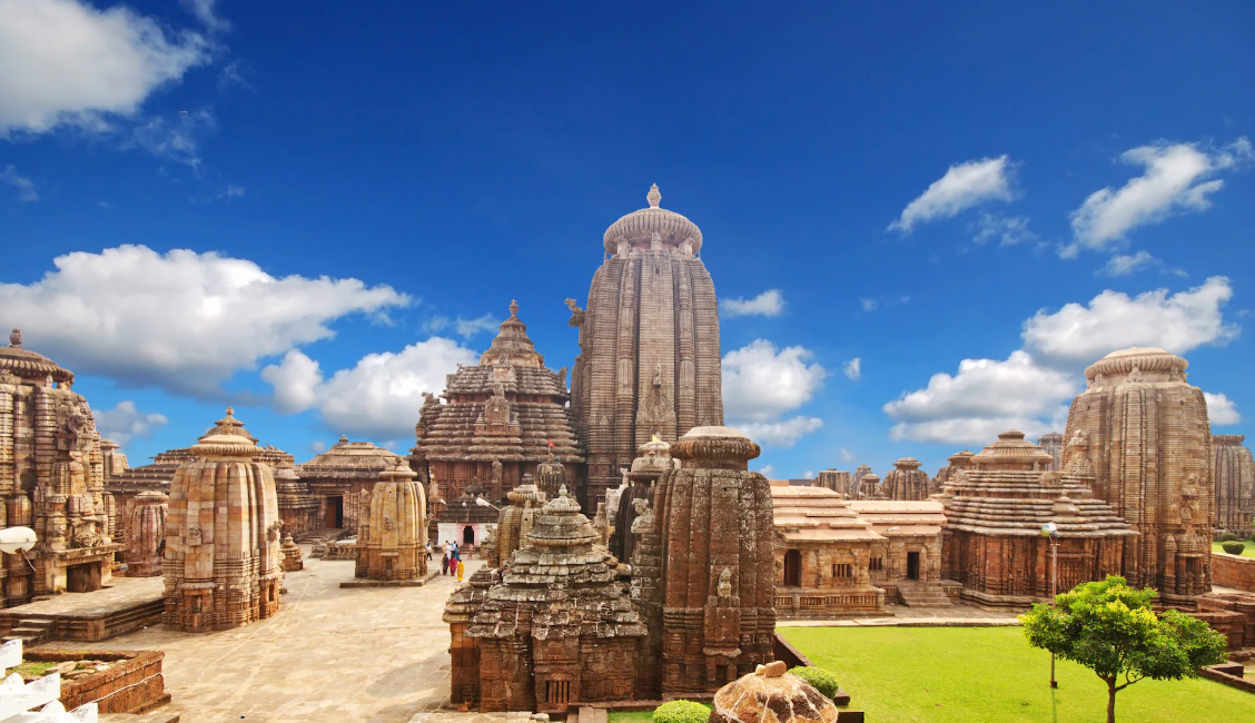 bhubaneswar-lingaraja-temple-richest temples in India