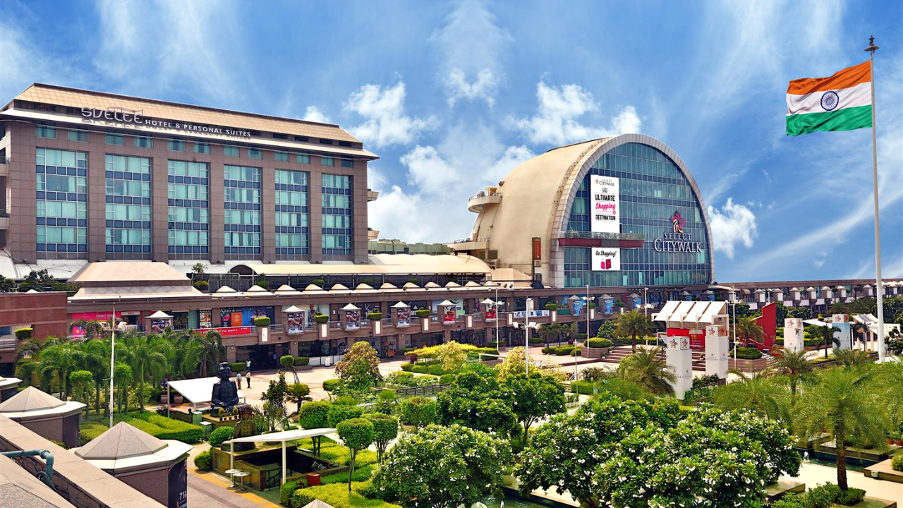 Select City Walk, New Delhi- biggest malls in India